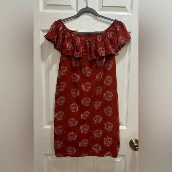 Madewell Dresses & Skirts - Madewell Silk Off the Shoulder Palm Red Sheath Mini Dress Boho Floral Size XS
